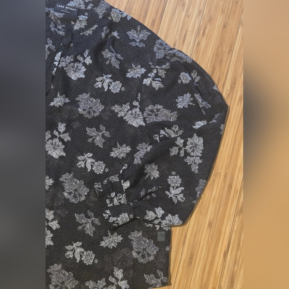 NWOT Lane Bryant Floral Blouse - Picture 4 of 10